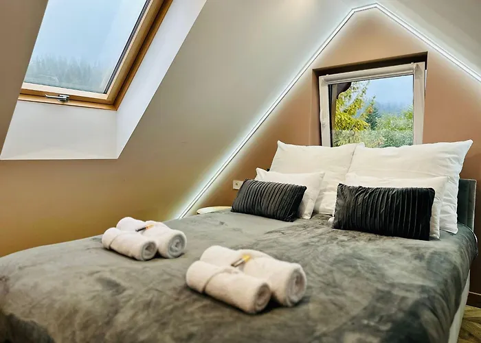 Z Sauna I Jacuzzi Na Wylacznosc - Sikorowka - Dobre Miejsce דירה *